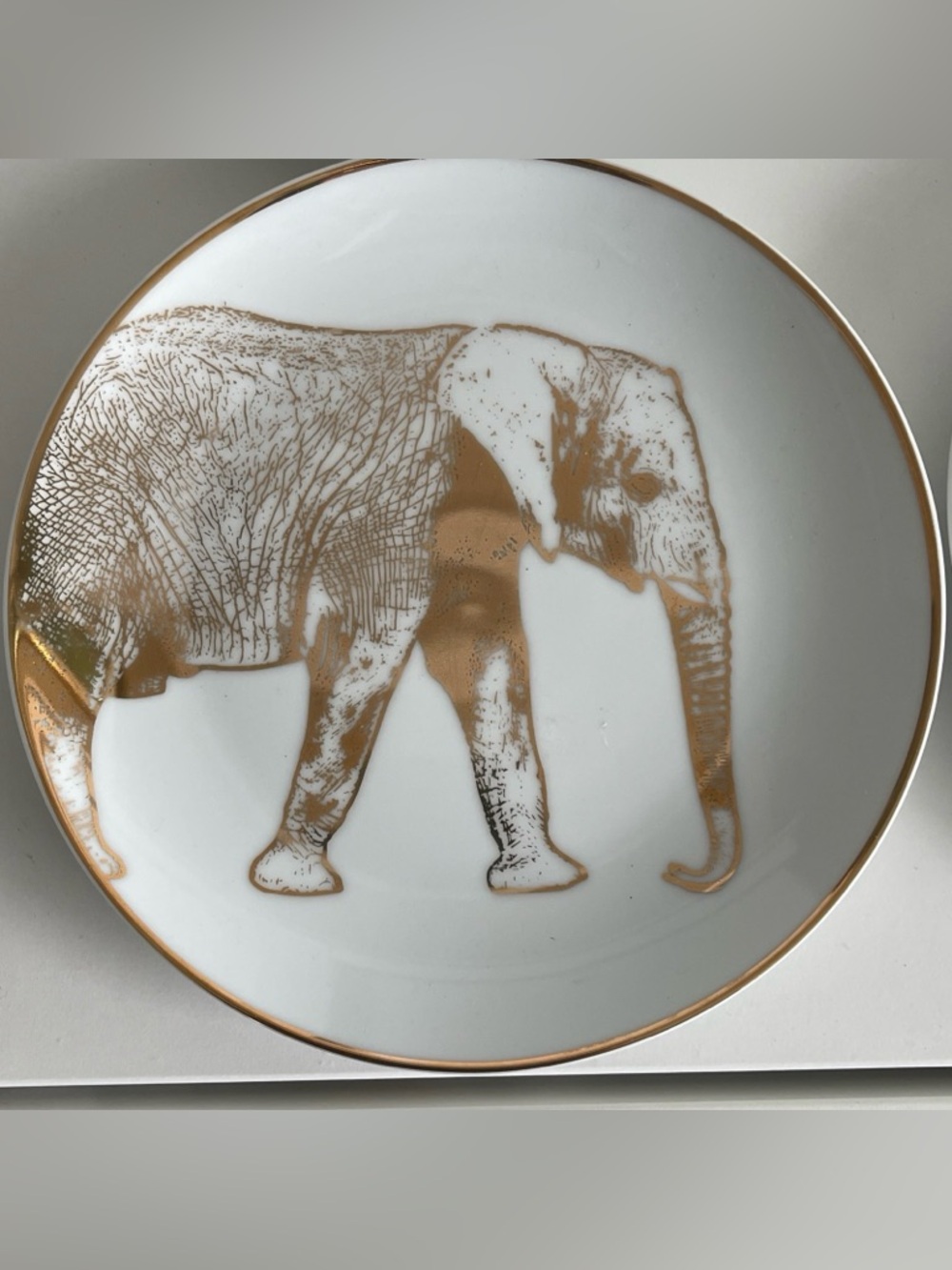 Z Gallerie Safari Animal Print Porcelain Dinner Plates Set of 4 White Gold 7.5” - Picture 3 of 8